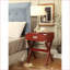 Table basse à finition rouge avec base en bois en X, plateau carré compact et amp; Tiroir fonctionnel pour le salon