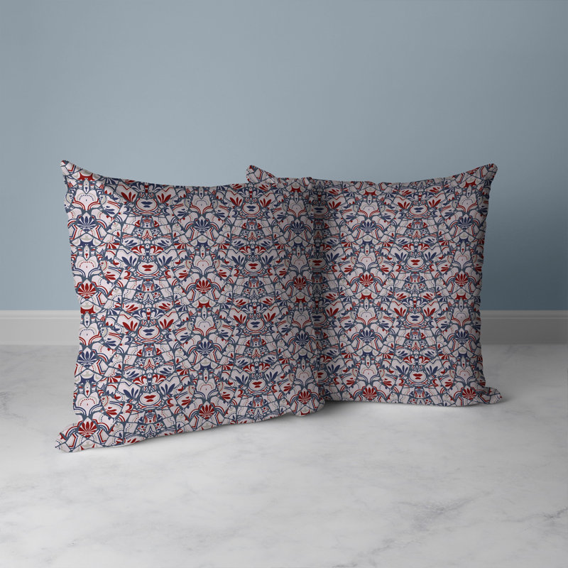 Coussin décoratif intérieur / extérieur Wildflower Lagoon Floral, H 18 po x l 18 po, Gris / rouge / rose