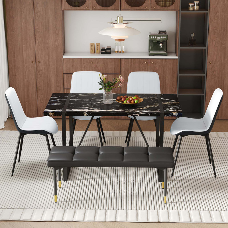 Ensemble de table et de chaises. Ensemble de table de salle à manger en MDF à motif de marbre moderne - 55 po x 31,4 po avec chaises de salle à manger en polyuréthane à coussin de siège allongé et 1 banc, un choix de luxe subtil pour les maisons modernes.
