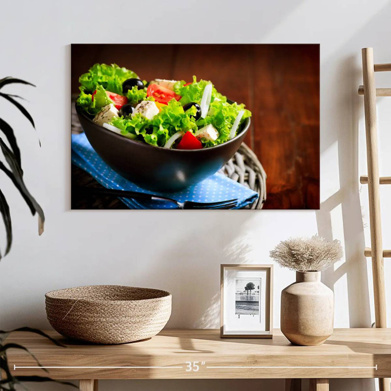Salade grecque, 8" H x 12" W