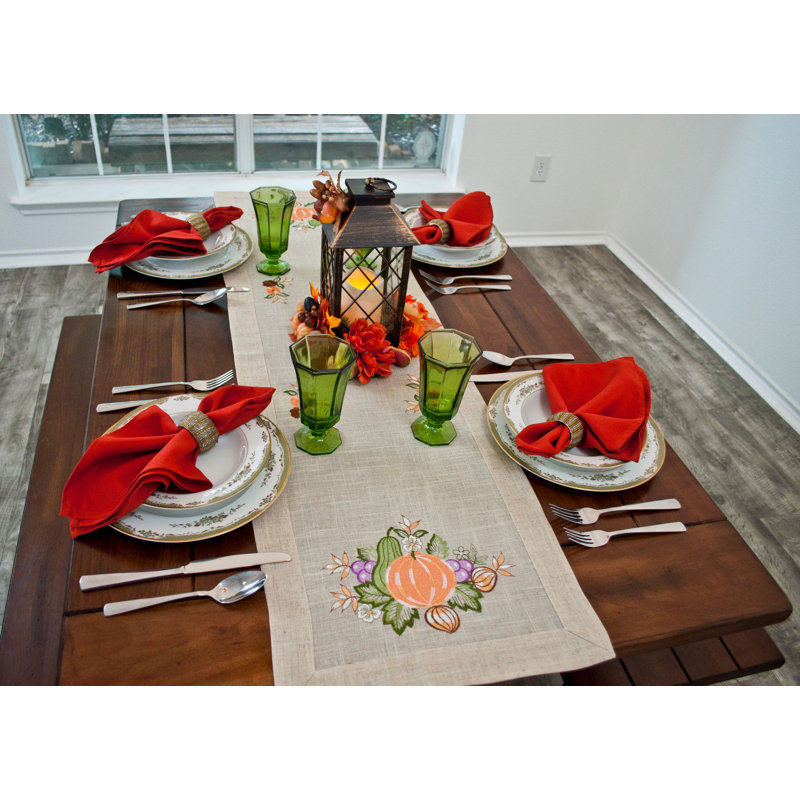 Chemin de table Jacqueline, 51 po x 15 po