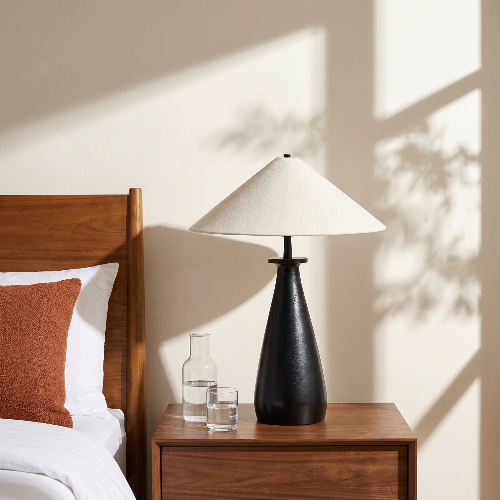 Arthi Metal Table Lamp