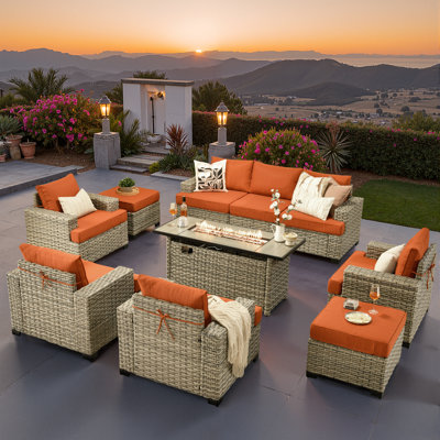 Ensemble de mobilier d'extérieur pour patio en osier avec coussins Pe, ensemble de conversation en rotin 9 pièces avec foyer 54 po, ensemble de canapé résistant à l'eau pour porche de jardin
