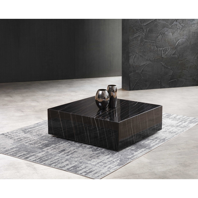 Gorvel Coffee Table, Black