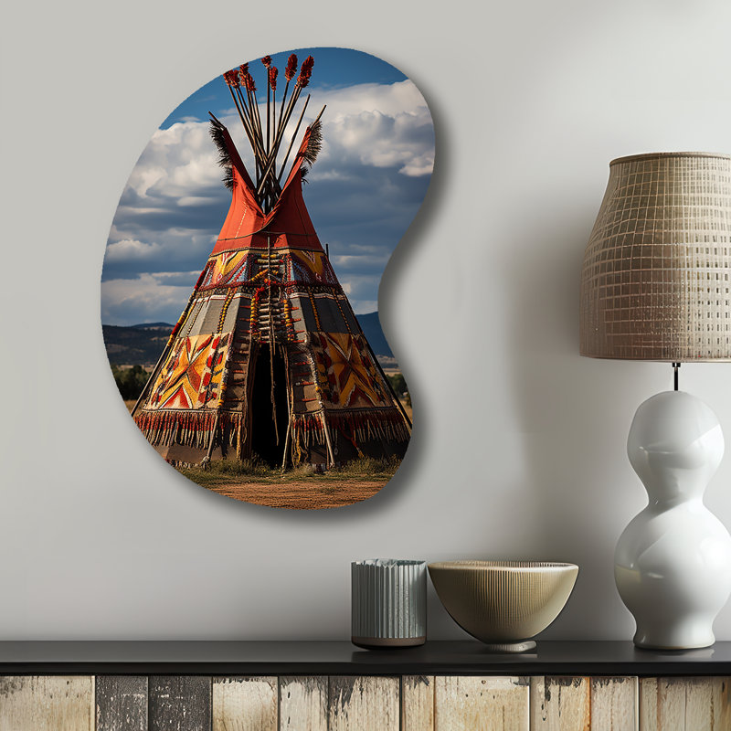 Décoration murale irrégulière en métal Native Tipi Harmony Of Prairies - Native American Art, H 31 po x l 22 po
