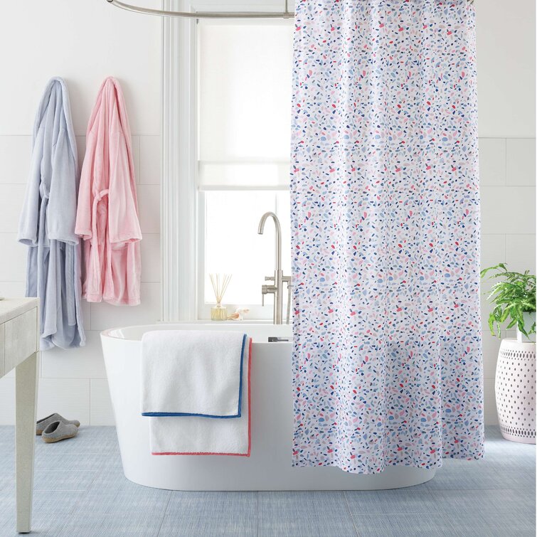 https://assets.wfcdn.com/im/00701888/resize-h755-w755%5Ecompr-r85/1101/110109496/Signature+Bath+Towel.jpg