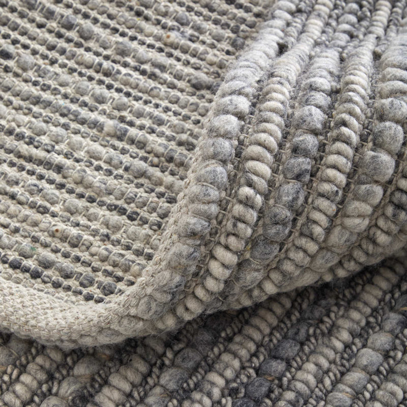 Herrick Modern Solid Area Rug, Rectangle 2' x 3'