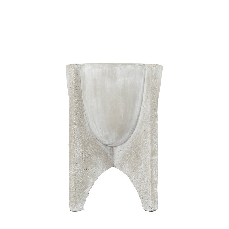 Dereck Elevated Planter, 38 H x 30 W x 30 D cm