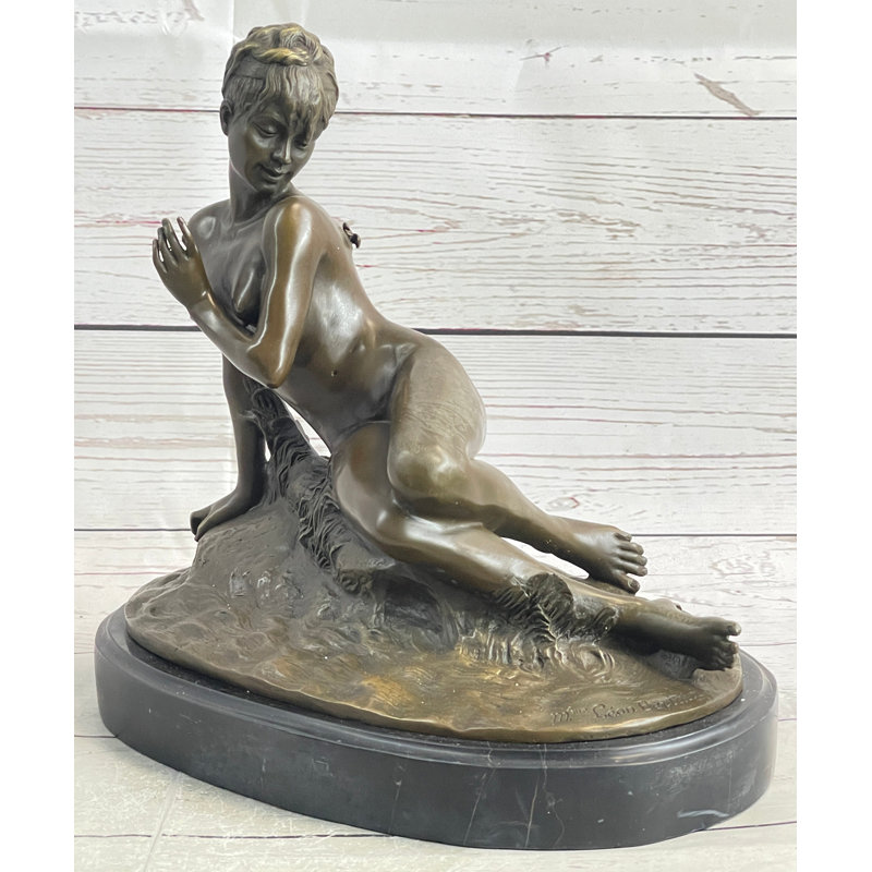 Figurines et sculptures
