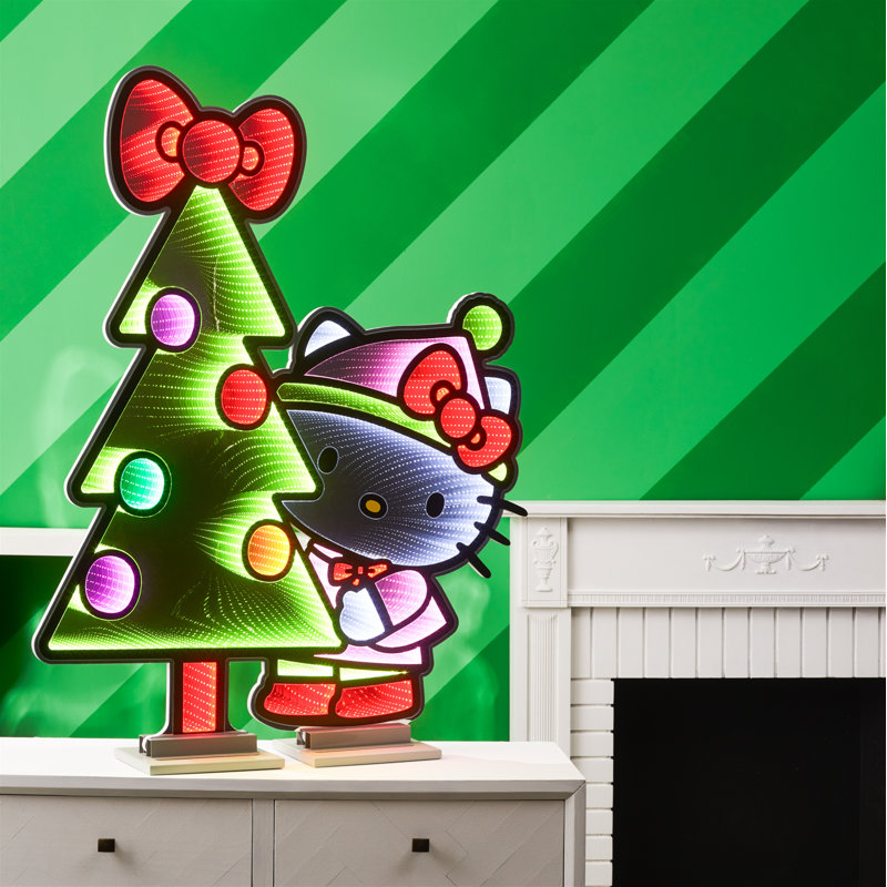 Hello Kitty avec arbre de Noël Ekkolight