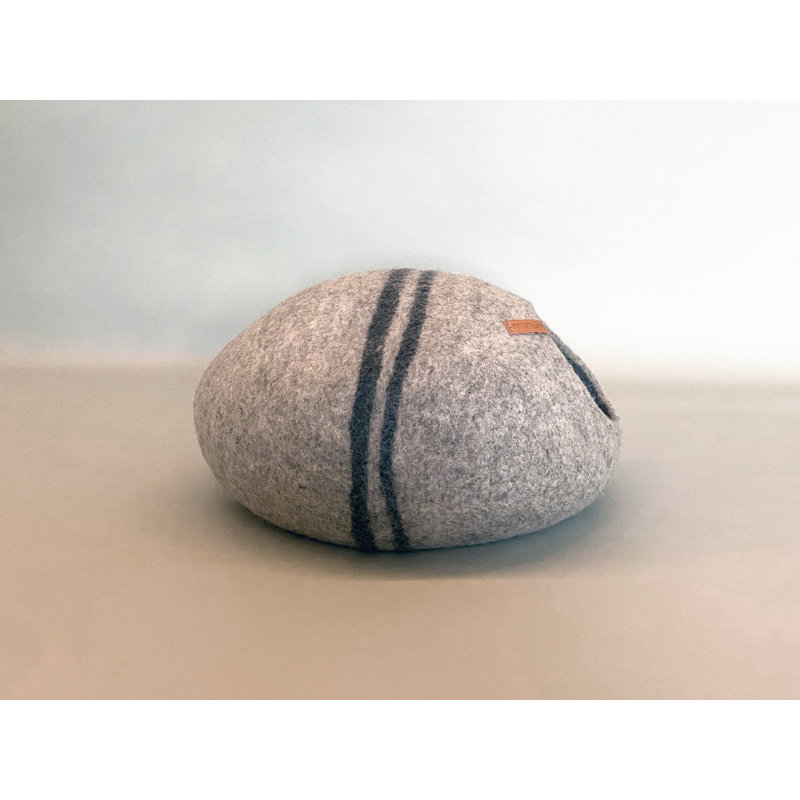 Wool Nest Pet Bed, Silver