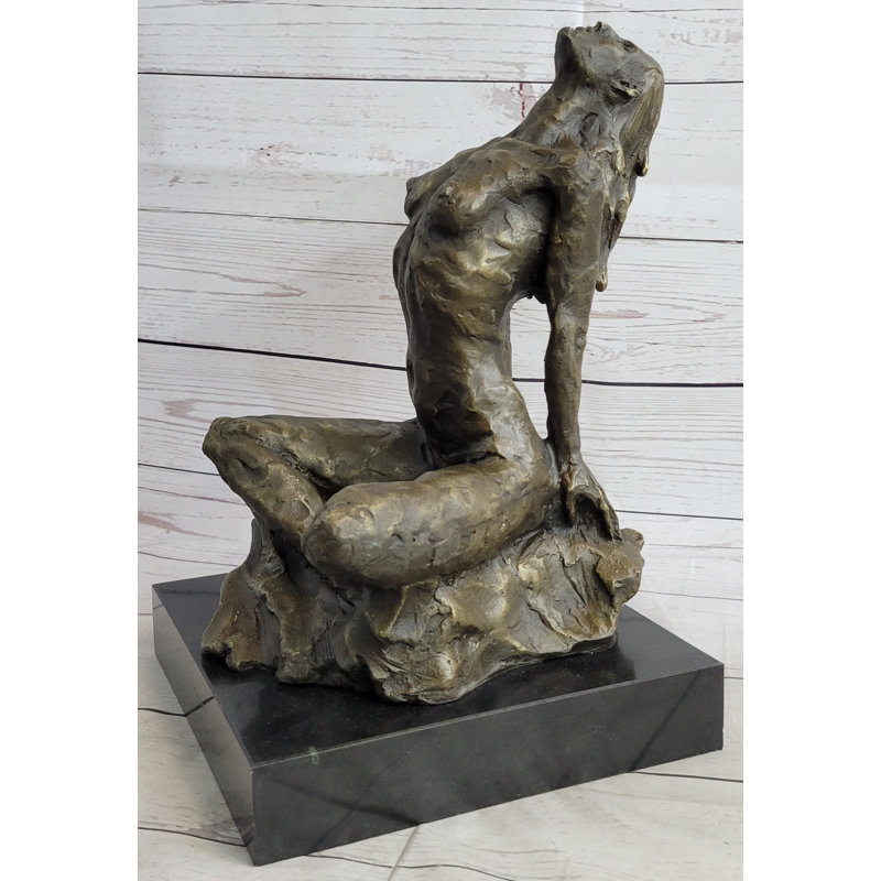 Figurines et sculptures