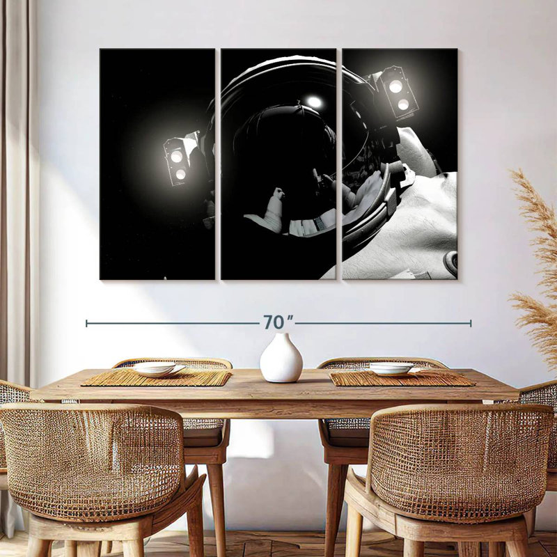 'Astronaut Space, 20" H x 33" W