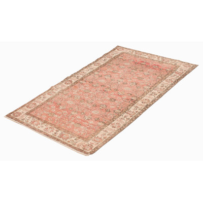 Tapis rouge clair Garwin 3 pi 9 po x 6 pi 10 po