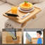 Plateau pour accoudoirs pour canapé, table à pince pour canapé en bambou sur la table d'appoint, table pour accoudoirs pliable avec support pour téléphone à 360 °, plateaux de nourriture pour manger / boissons / collations / télécommande