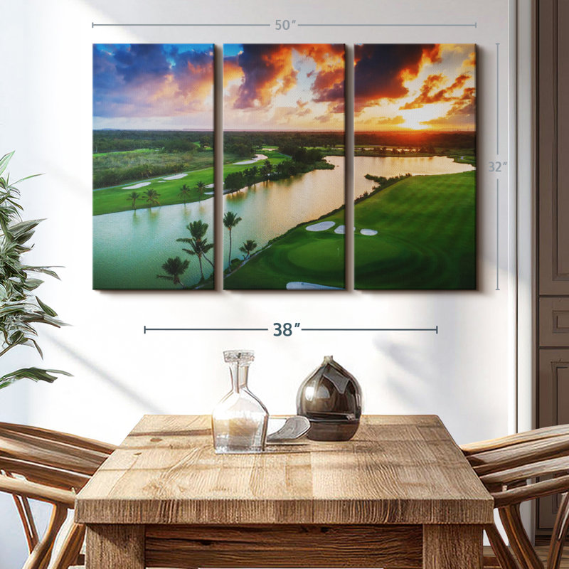 «Golf Course Sunset» sur toile, H 32 po x l 50 po