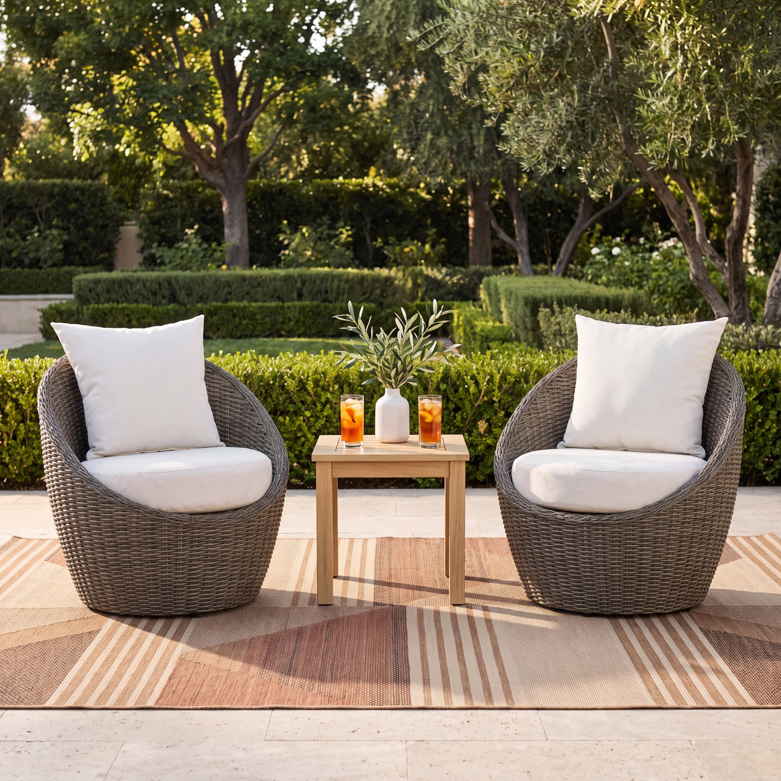 Cali Patio Lounge Chair, Gray