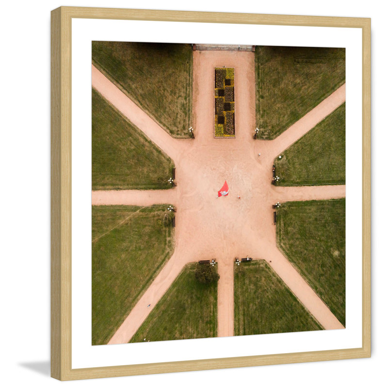 « divergence » par karolis janulis, reproduction de photo encadrée, H 18 po x l 18 po x P 1,5 po