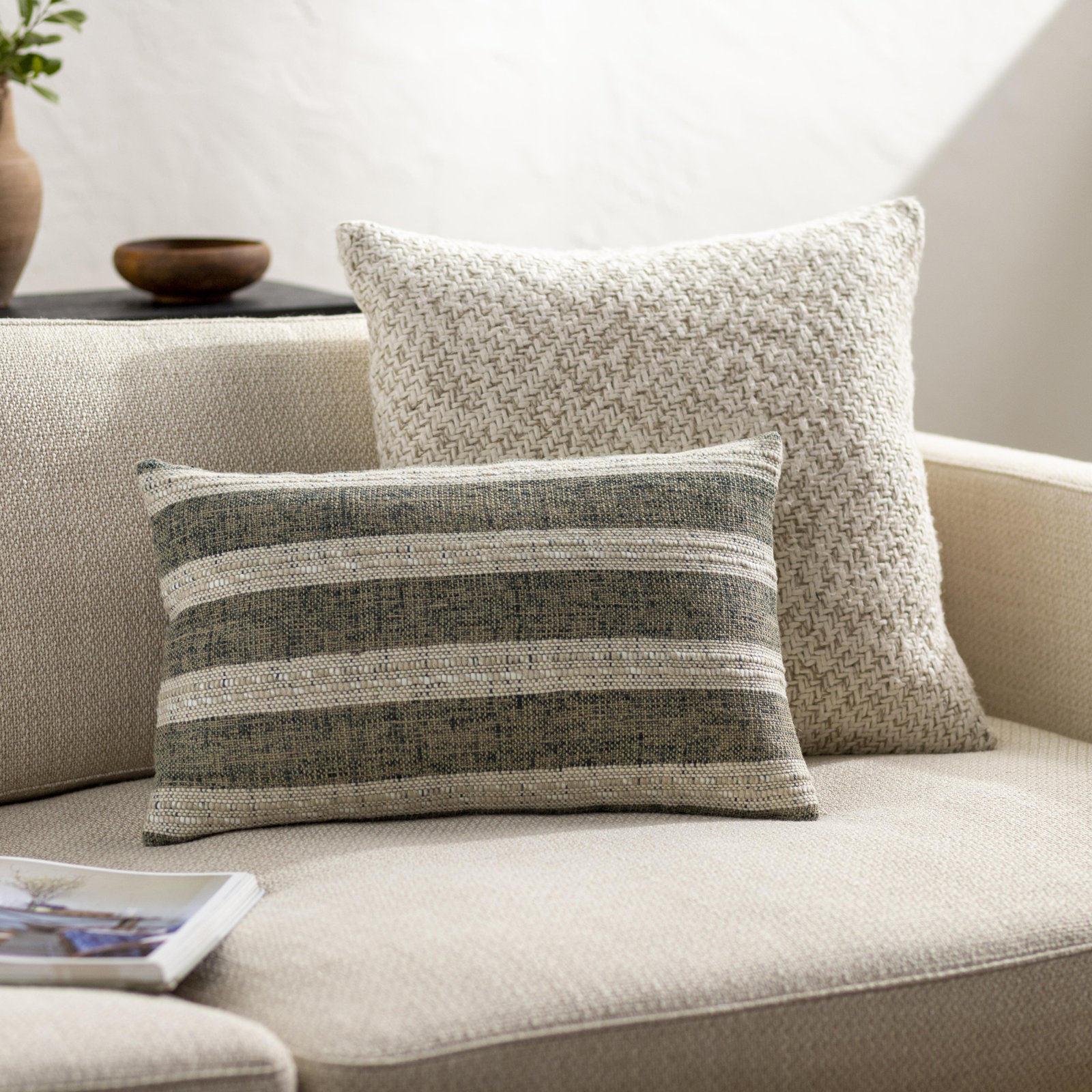 Zandra Throw Pillow, Polyester/Polyfill, 13" x 20", Rectangular