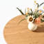 Ensemble de salle à manger 3 pièces en bois naturel avec 2 fauteuils rembourrés bruns pour petits espaces