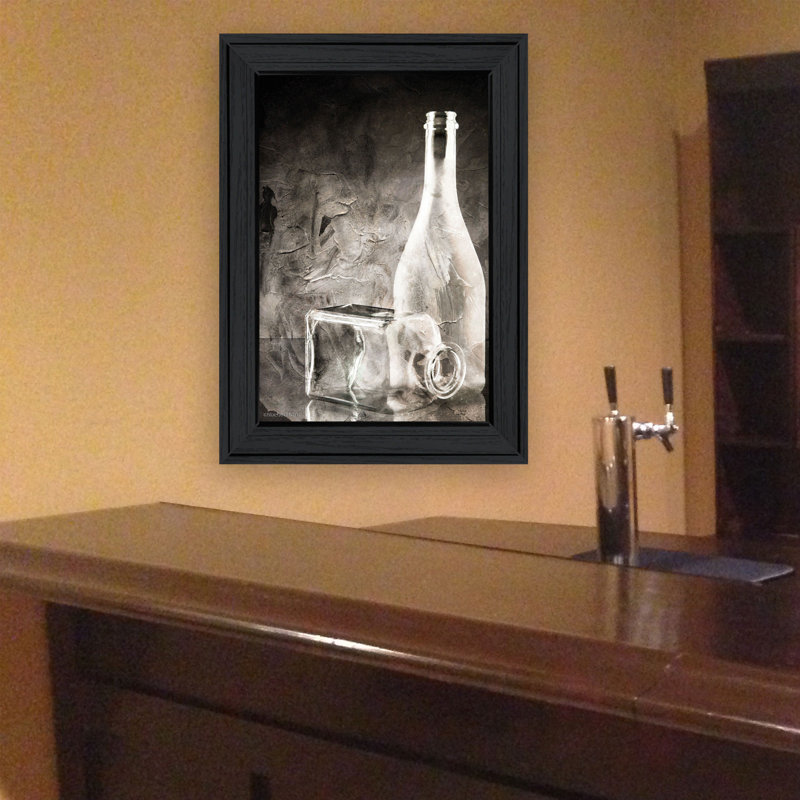 "Moody Gray Glassware Still Life", art mural encadré pour salon par Bluebird Barn Group, Noir