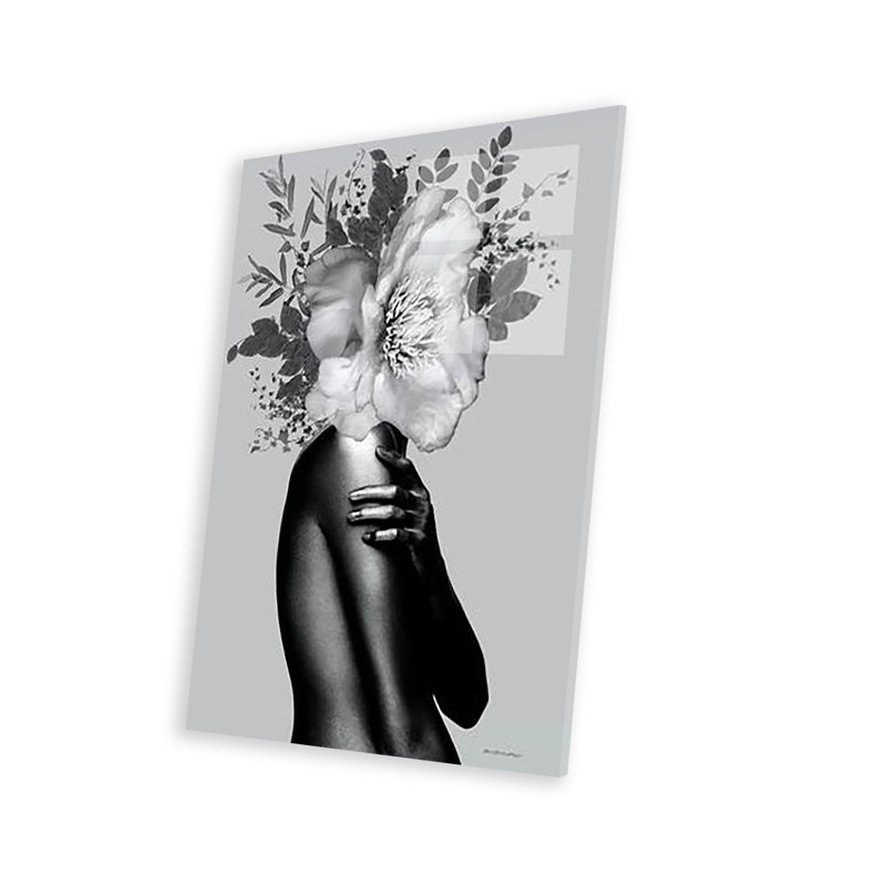 Lady Grey, impression sur verre acrylique, H 24 po x l 16 po x P 0,25 po