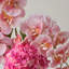 Ornements de fleurs simulées