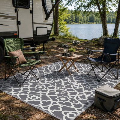 5 x 8 Ft Reversible Grey Geometric Waterproof Outdoor Patio Rug