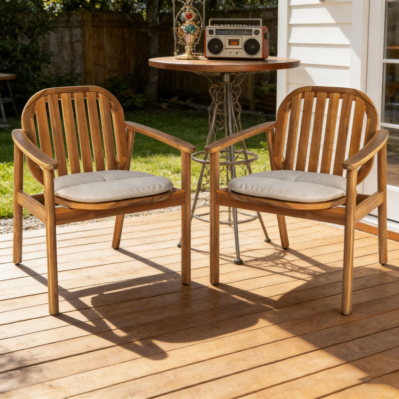 Chaise de patio avec coussin
