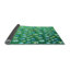 Tapis vert à motif floral-850114871