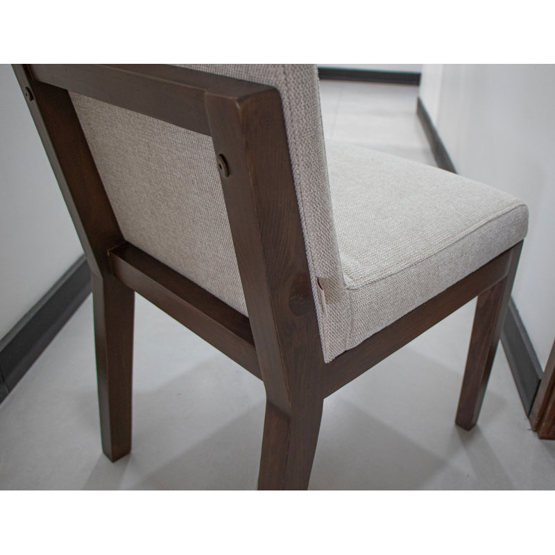 Chaise Furlow Sujli