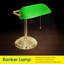 Lampe de bureau classique avec base en laiton poli et abat-jour vert Kirt