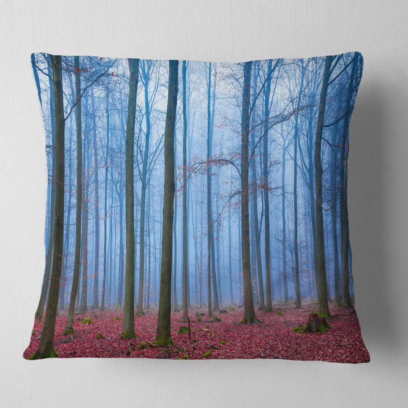 Foggy Forest en bleu et rose Photo - coussin décoratif imprimé forêt, 18 po x 18 po, Carré