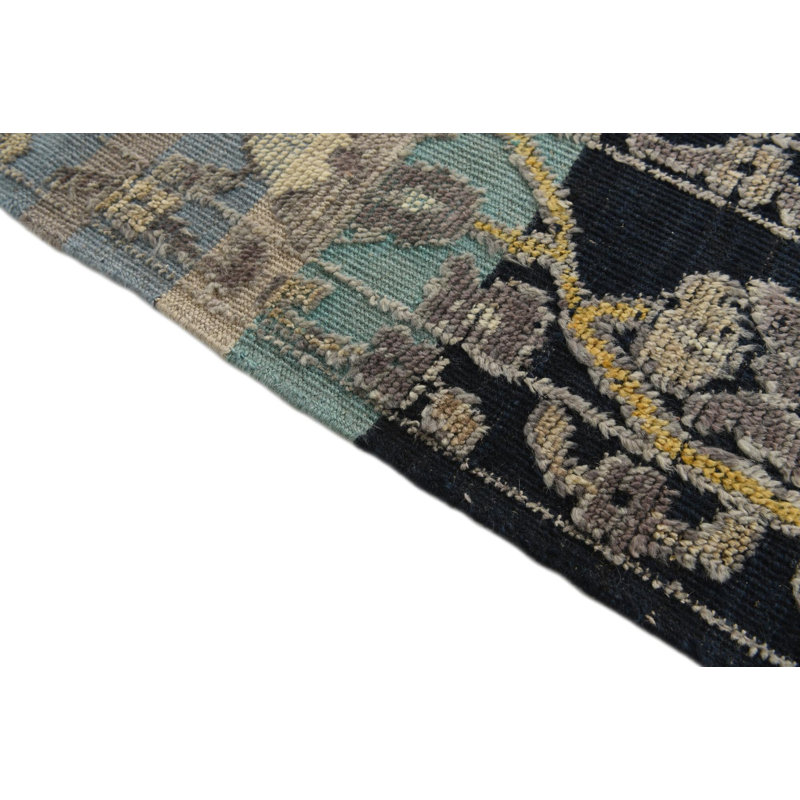 Tapis noir Pitre