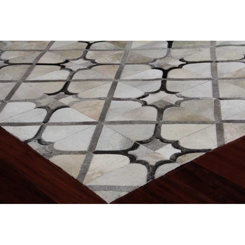 Natural Hide Cowhide Geometric Area Rug, Rectangle 13'6" x 17'6"