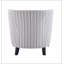 Fauteuil demi-tonneau rembourré à rayures