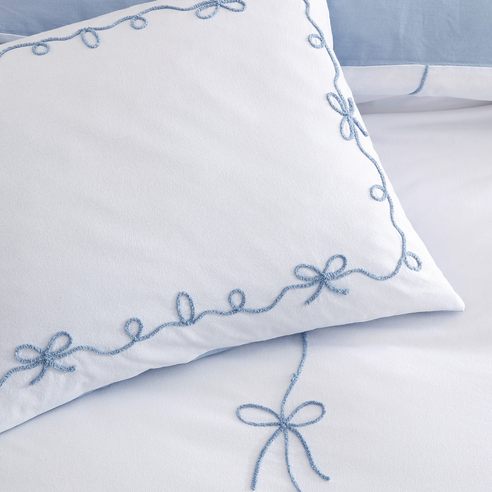 Sasha Bows Cotton Comforter Set, Twin Comforter + 1 Standard Sham