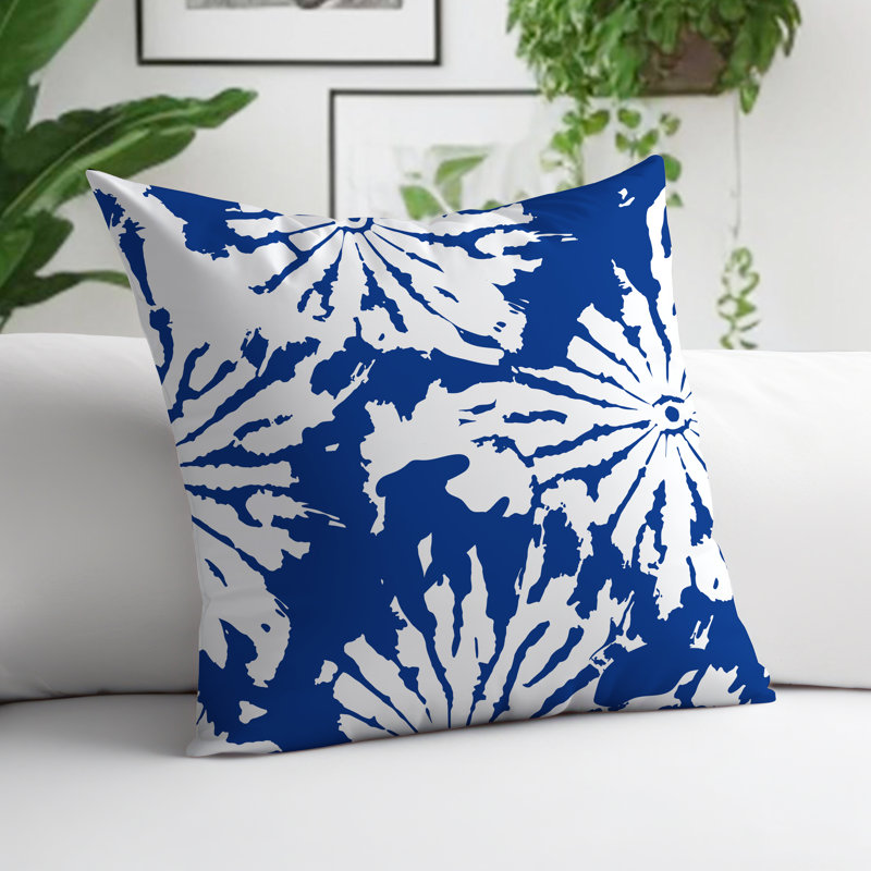 Coussin Cecil, H 17 po x l 17 po, Bleu marine / blanc