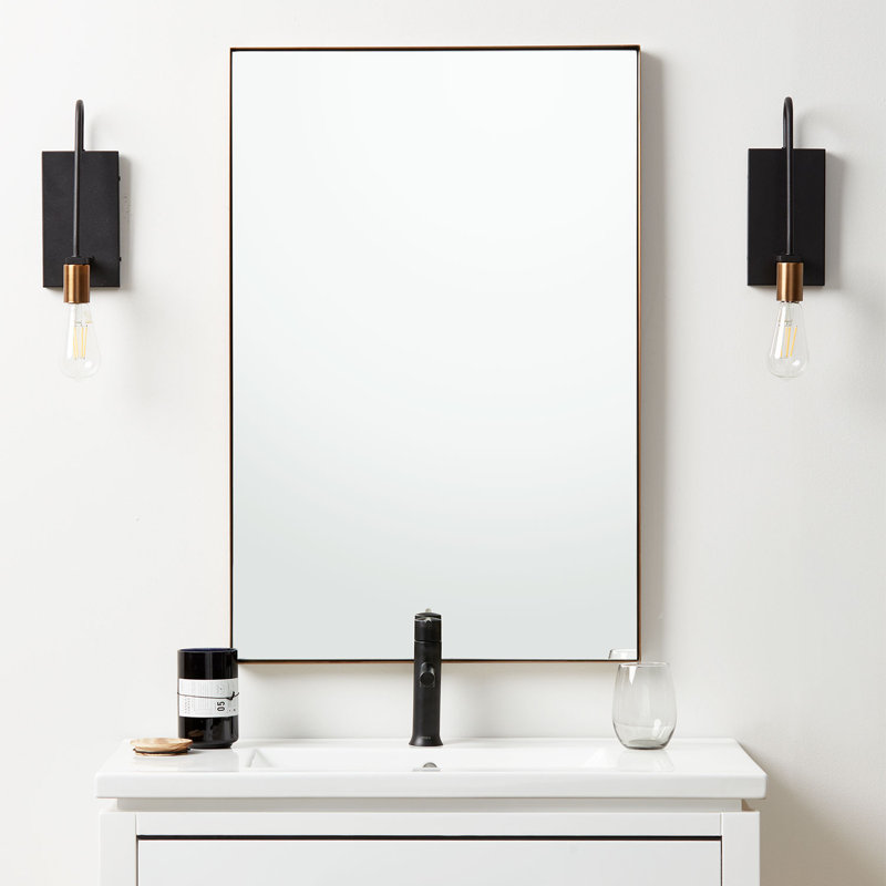 Miroir de salle de bain Carey, Laiton antique, 30 po x 20 po