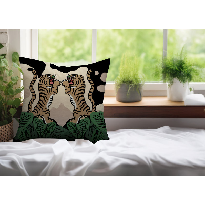 Oreiller carré réversible Mikro Tiger, Beige, H 18 po x l 18 po