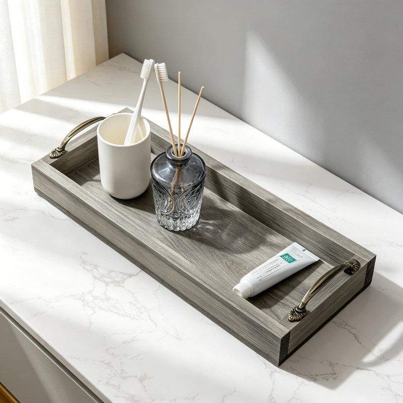 Organisateur de plateau de réservoir de toilette en bois gris rétro, plateau de rangement rectangulaire pour meuble-lavabo de 16 pouces avec poignées en métal de ton laiton antique