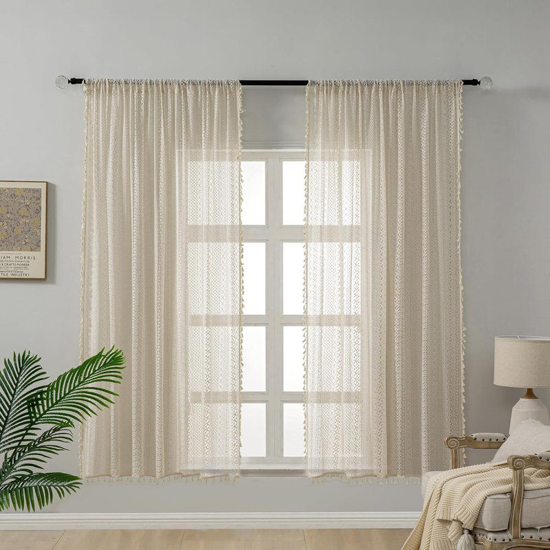 Rideaux en dentelle, Beige