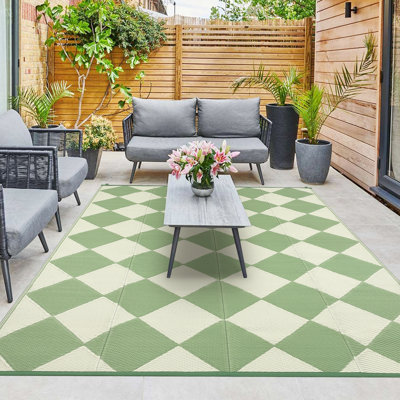 Tapis d'extérieur réversible 9 pi x 18 pi avec sac de transport, tissage de paille en plastique imperméable, conception facile à nettoyer et légère pour le patio, le camping-car et la cour arrière