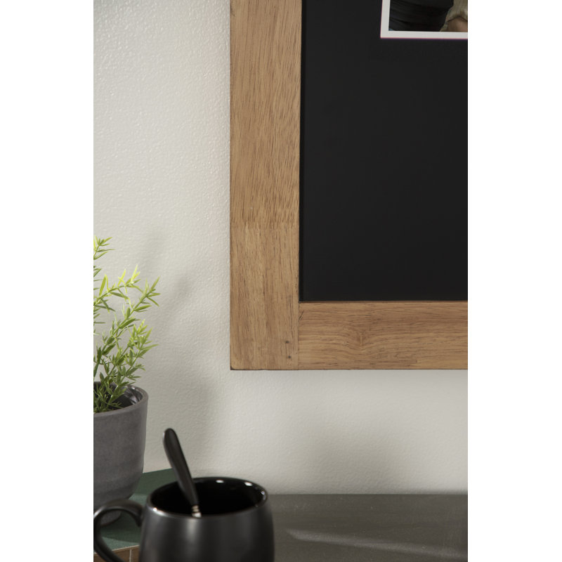 Tableau noir mural en bois