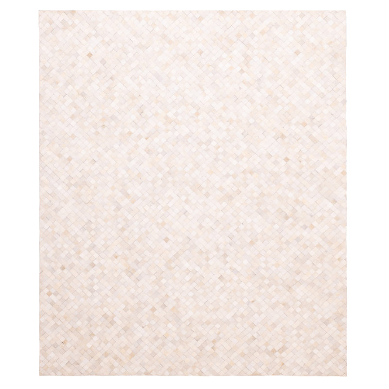 Tapis crème en cuir de vache 8 pi 0 po x 10 pi 0 po