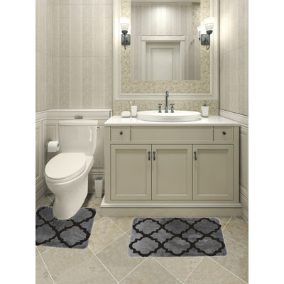 Ensemble de tapis pour salle de bain en plastique / vinyle antidérapant à motif géométrique 2 pièces Bolte
