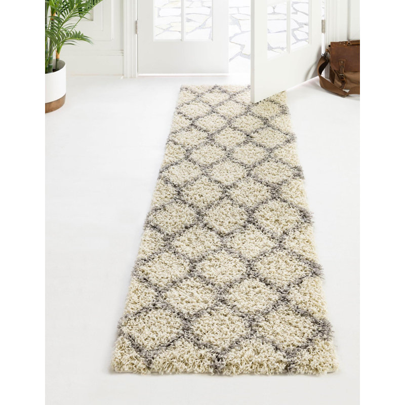 Derrionna Geometric Indoor Rug, Runner 2' x 6'