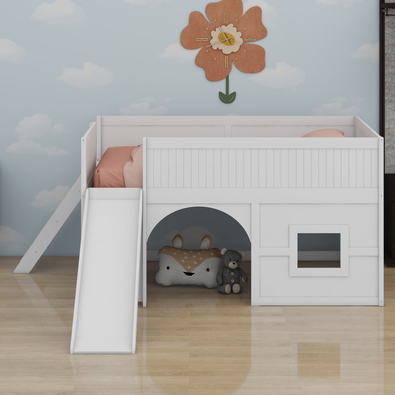 Lit mezzanine bas en bois avec tablettes de rangement et glissade, Blanc