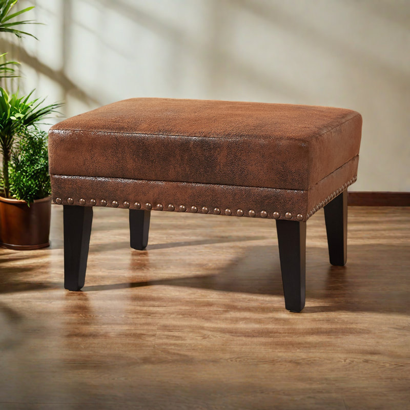 Repose-pieds avec rivets Mirod