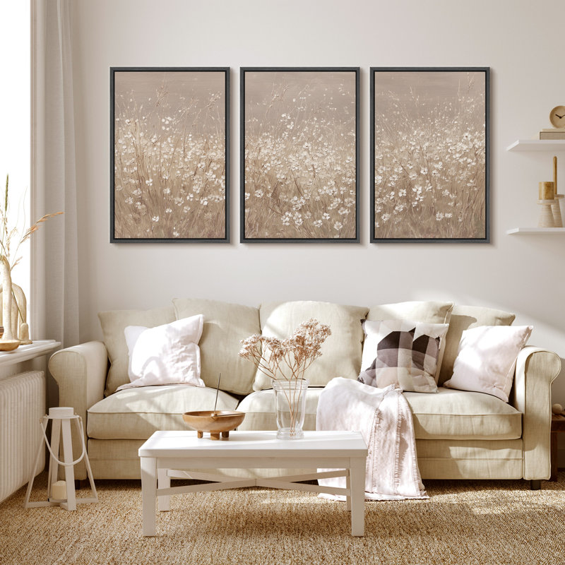 «Neutral Wildflower Field with Soft White Blossoms», reproduction d'art sur toile encadrée 3 pièces, Structure noire